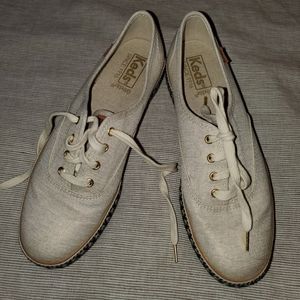 Keds flats/sneakers/kicks/espadrilles/shoes
